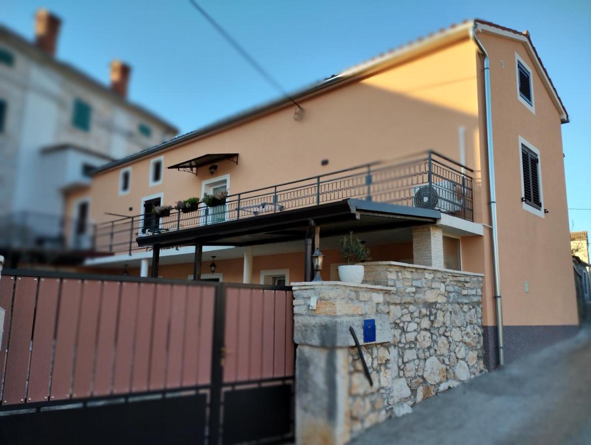 Апартаменты Casa Simeti Пореч Экстерьер фото
